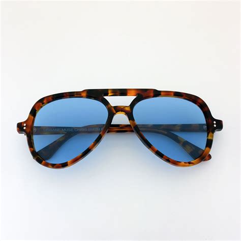 tortoiseshell aviator sunglasses.